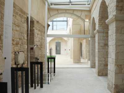 Lasciato il Bastione, proseguiamo il nostro viaggio all�interno del Museo che si snoda tra i locali che fino all�800 ospitarono un monastero femminile, di cui sono ancora visibili pilastri, archi, volte e pavimenti